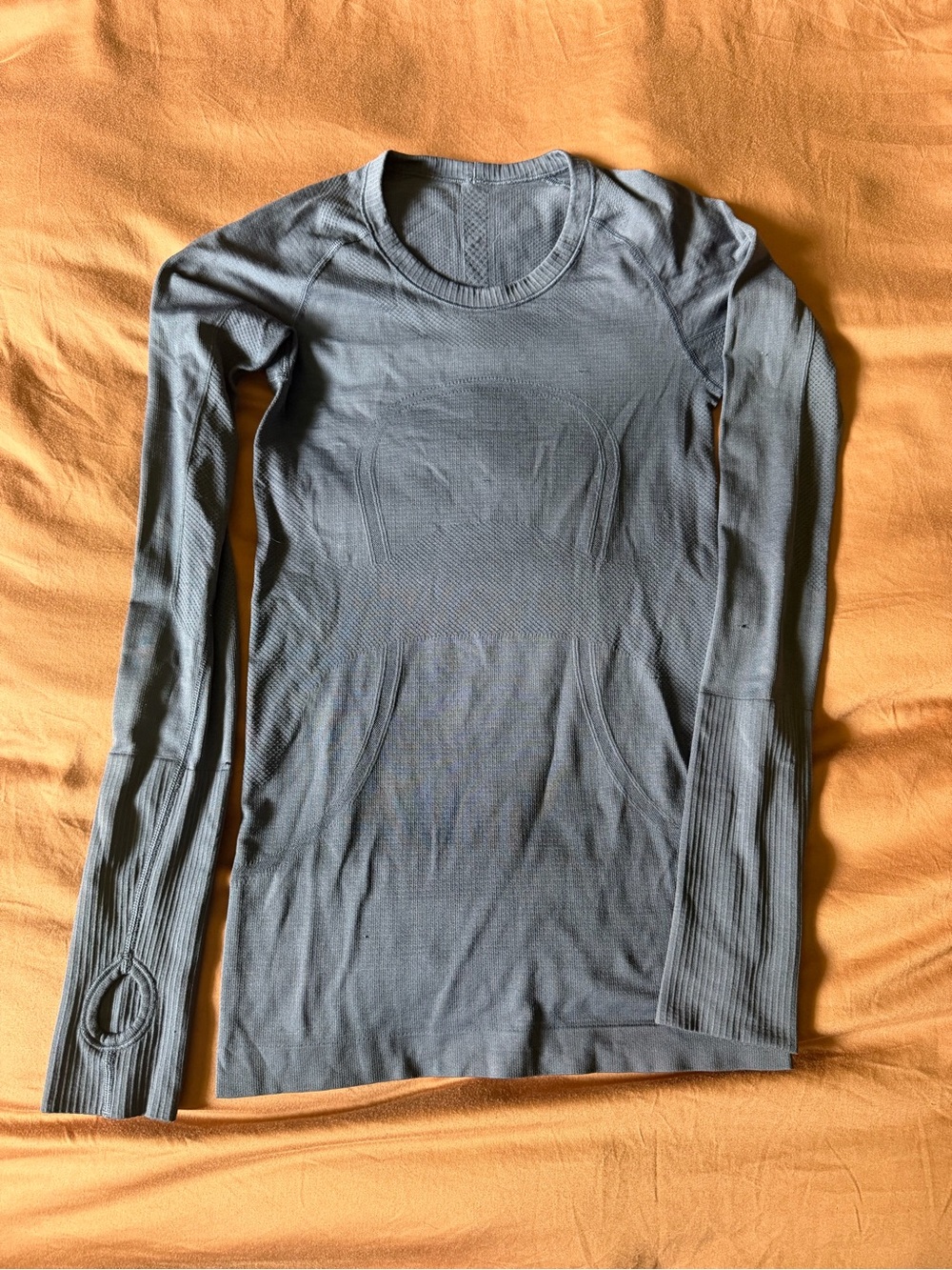 lululemon athletica Long Sleeve Crew Top in Slate Gray